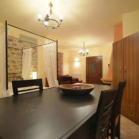 Sophia Limeni View Casa de hóspedes 3*