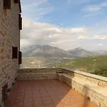招待所 Sophia Limeni View 3*