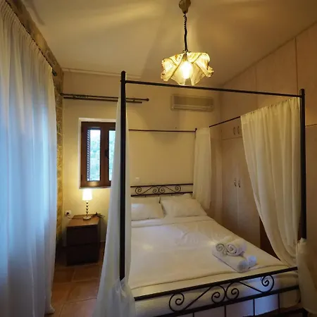 Guest house Sophia Limeni View Areopoli