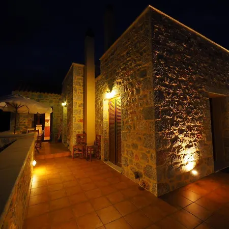 Sophia Limeni View Guest house