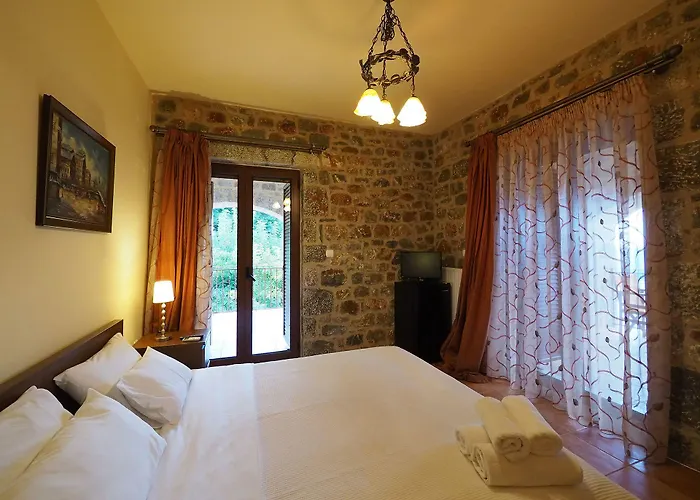 Sophia Limeni View بيت ضيافة 3*