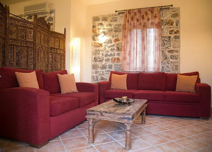 בית הארחה Sophia Limeni View