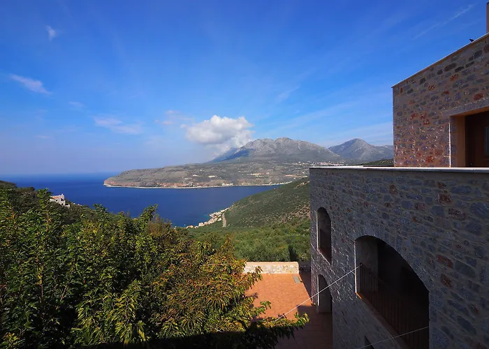 Sophia Limeni View אראופוליס