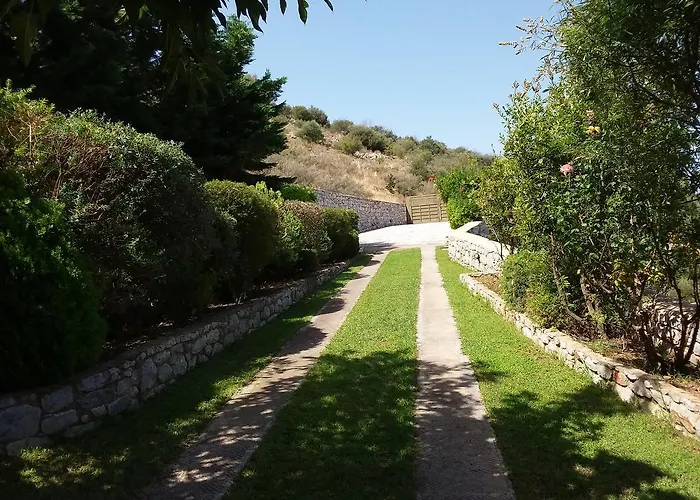 Sophia Limeni View בית הארחה אראופוליס