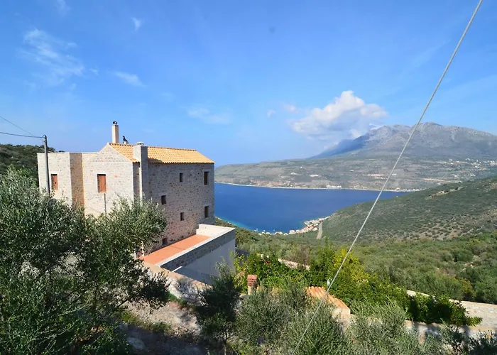 Sophia Limeni View بيت ضيافة 3*